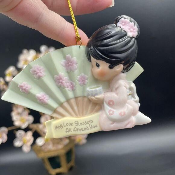 Precious Moments Porcelain Ornament May Love Blossom All Around You Girl Japan - Picture 4 of 9